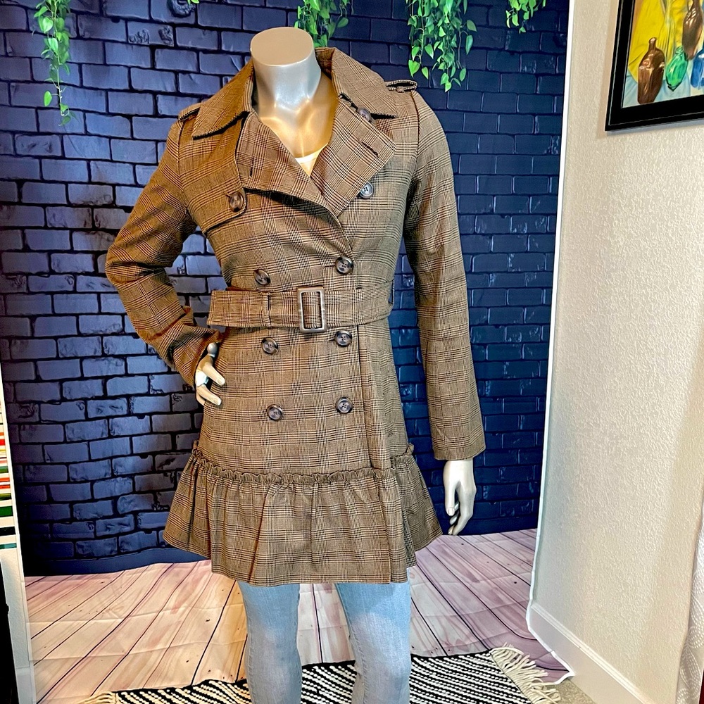 BB Dakota long, brown and black, plaid/houndstooth, ruffled trench coat S